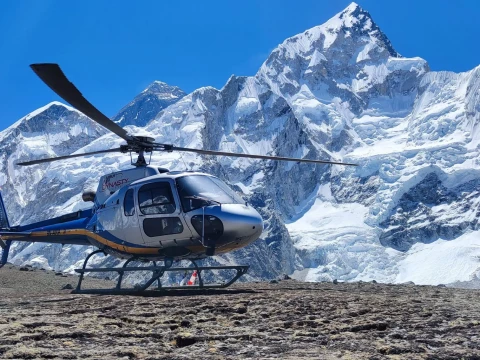 Why is Everest more popular than other mountains? And how you can visit the Everest base camp easy way!